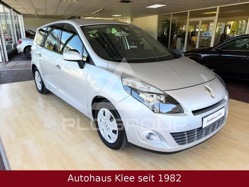 2009 Renault Grand Scenic