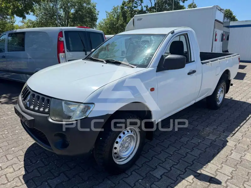 2010 Mitsubishi L200