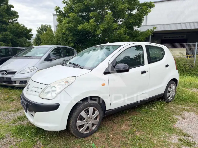 2010 Nissan Pixo