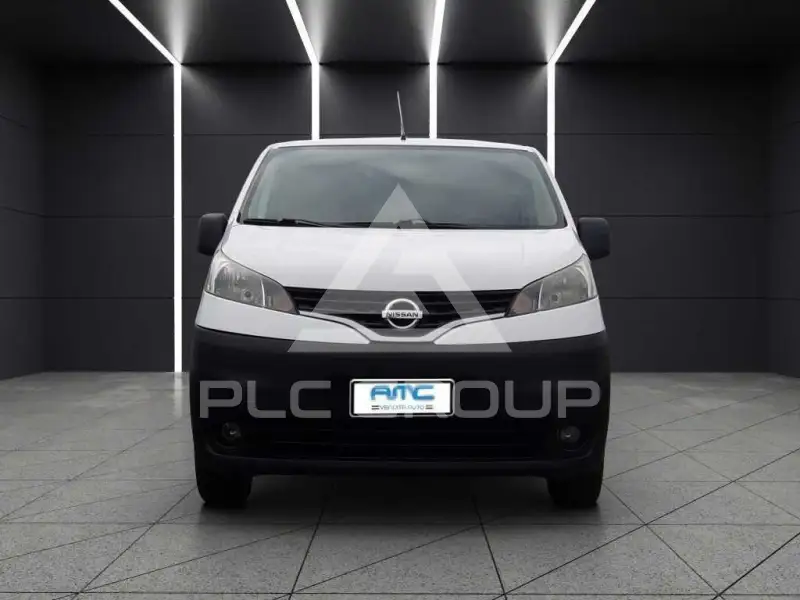 2010 Nissan NV 200