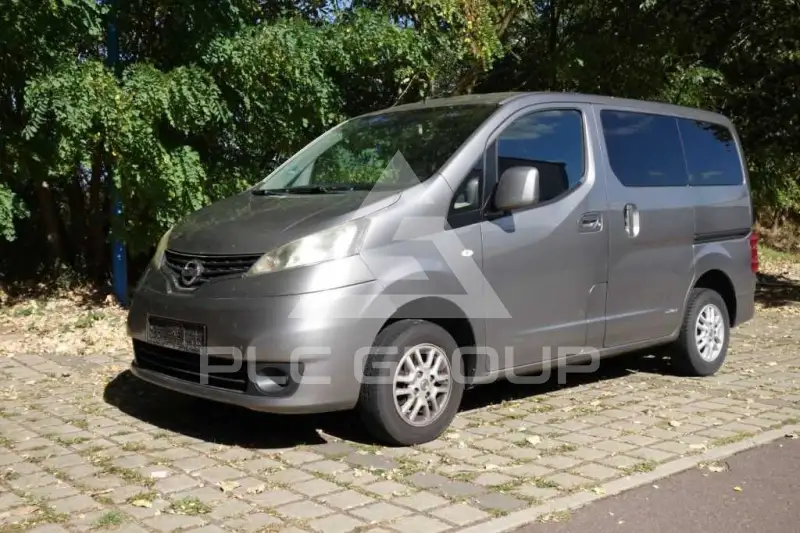 2010 Nissan NV 200
