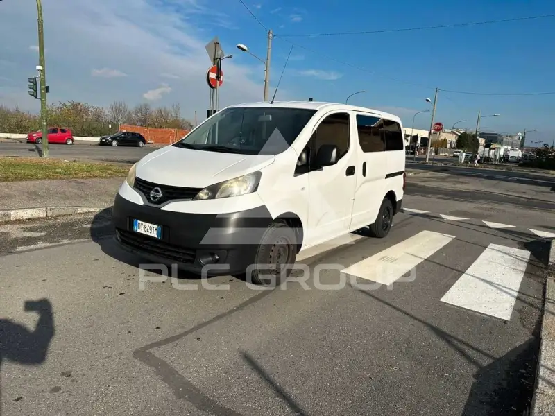 2010 Nissan NV 200