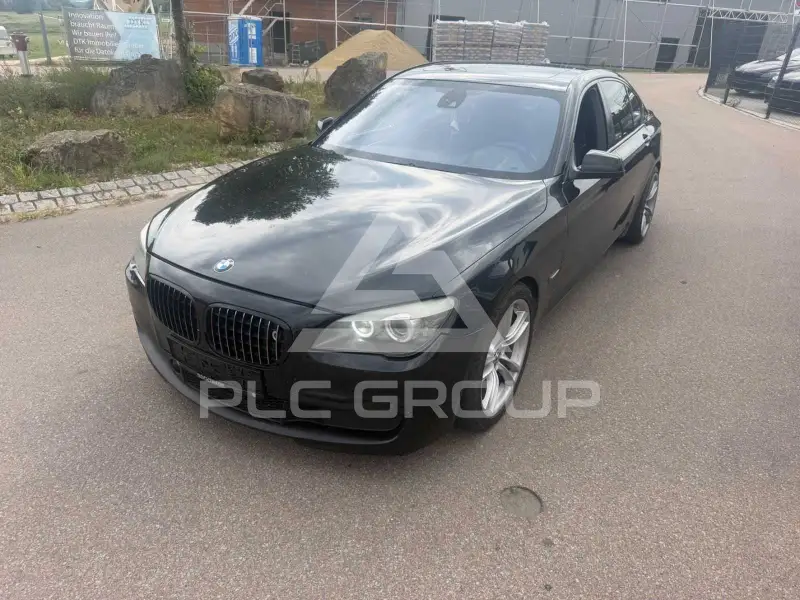 2010 BMW 740