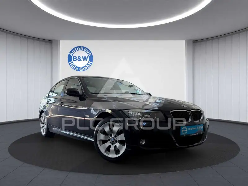 2010 BMW 320