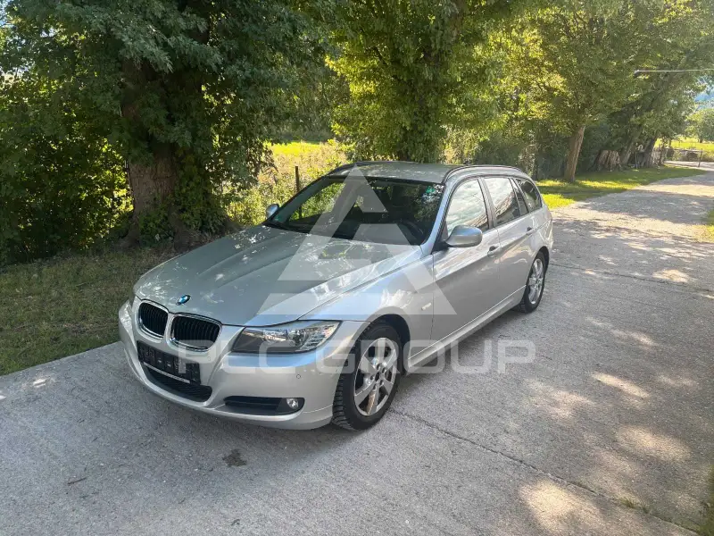 2010 BMW 320