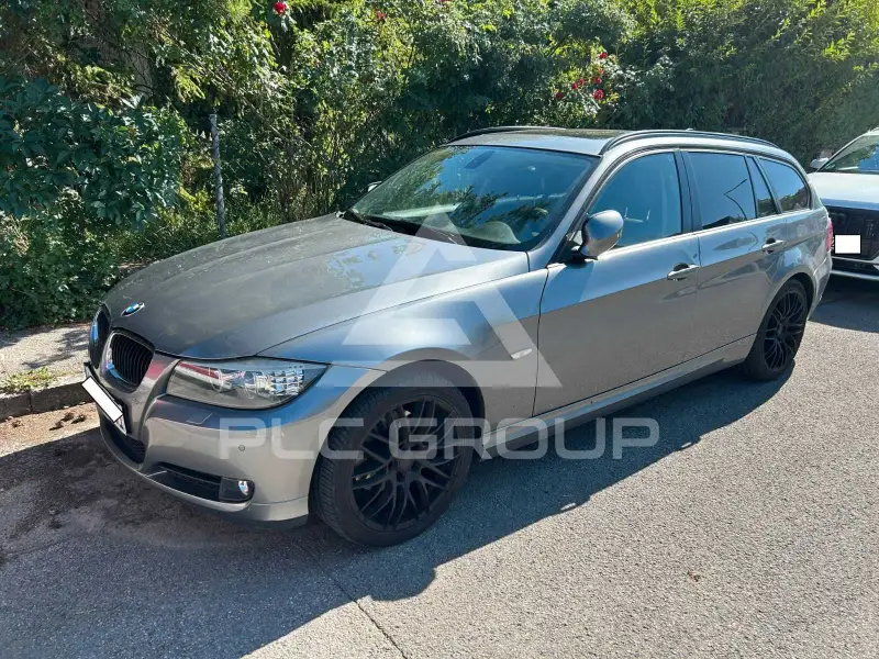 2010 BMW 320