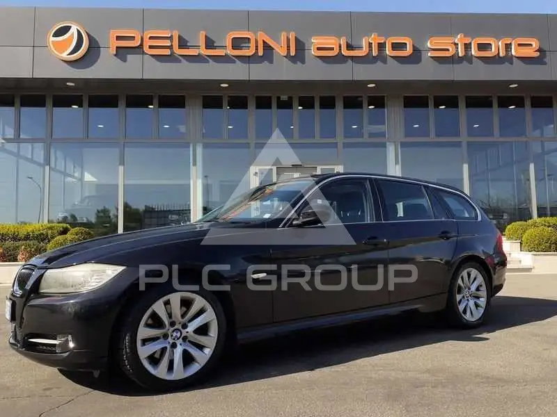 2010 BMW 320