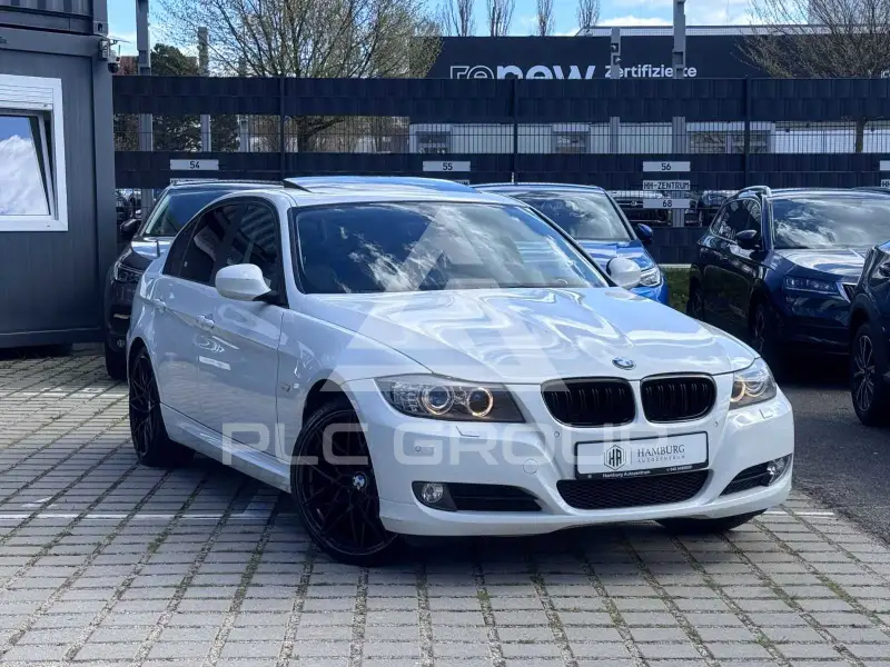 2010 BMW 320