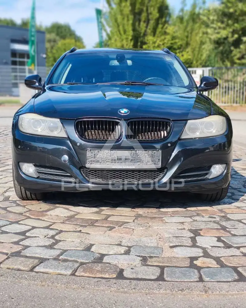 2010 BMW 320