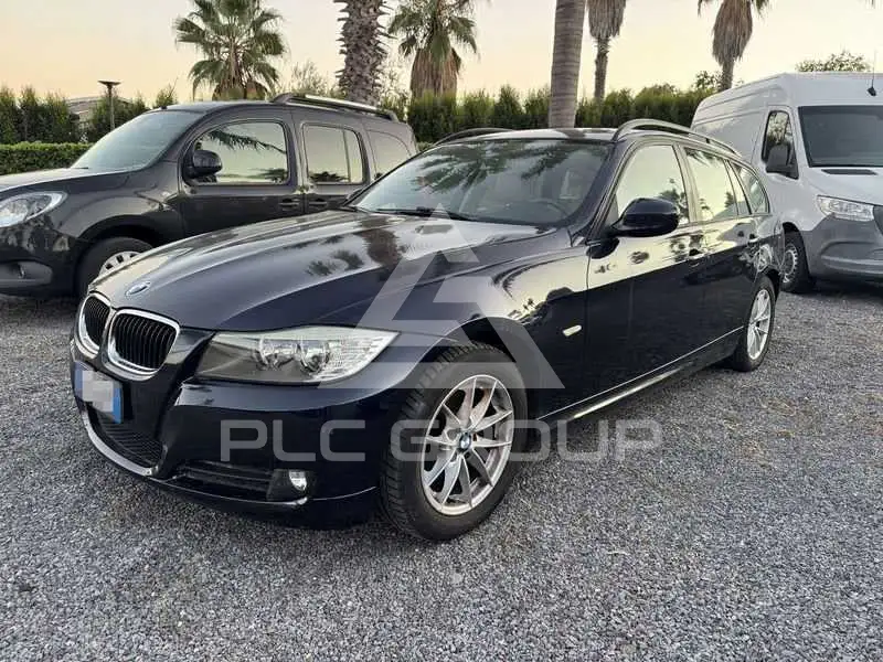 2010 BMW 320