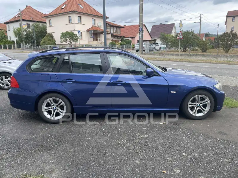 2010 BMW 320