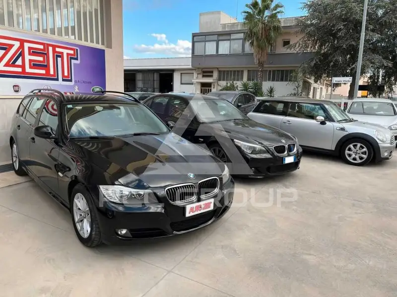 2010 BMW 320