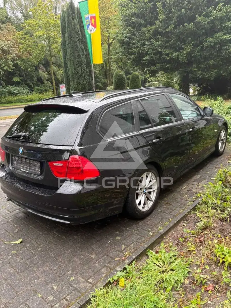 2010 BMW 320