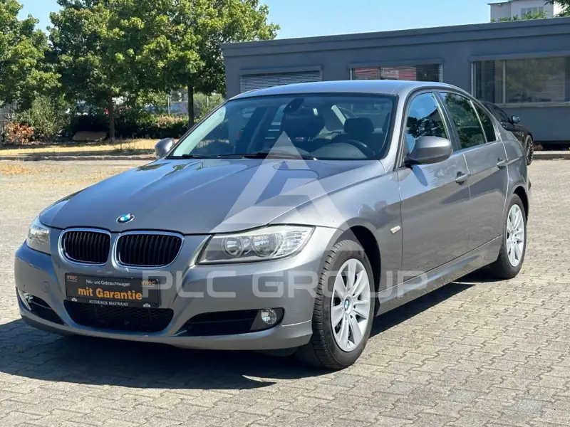 2010 BMW 320