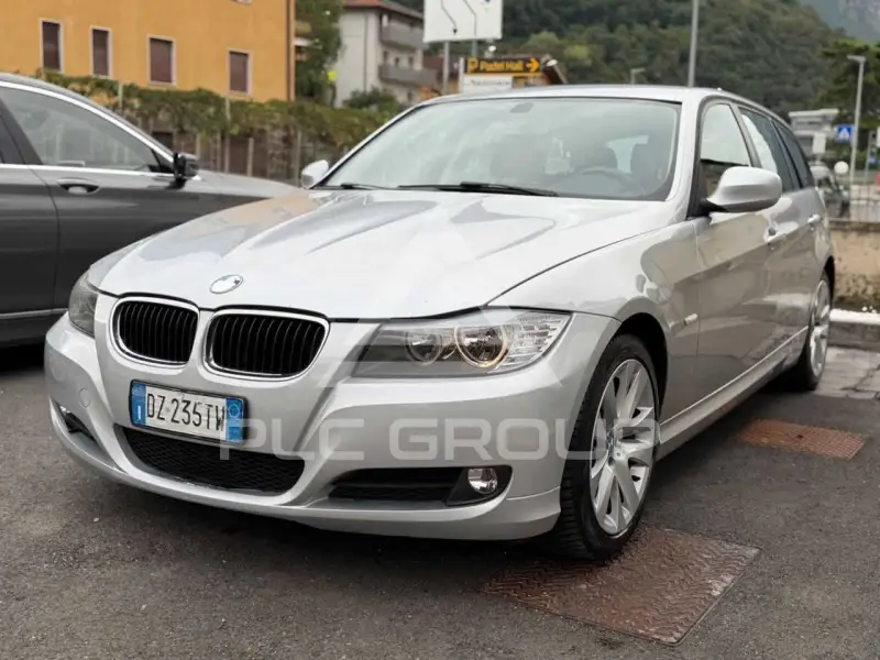 2010 BMW 320