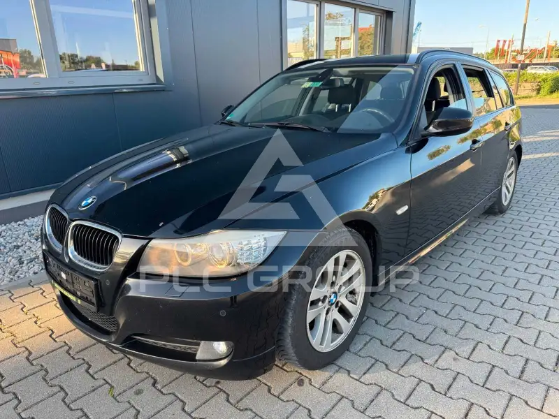 2010 BMW 320