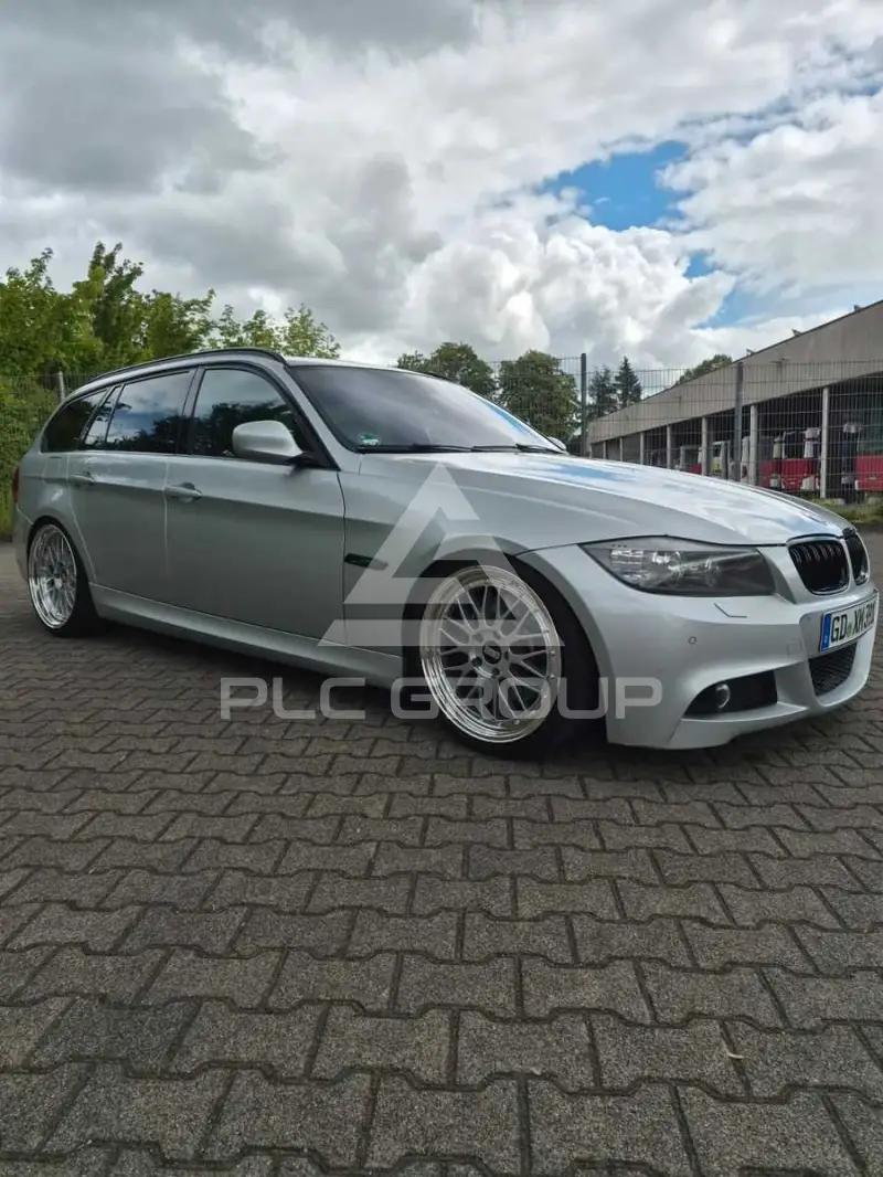 2010 BMW 330