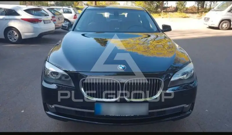 2010 BMW 730