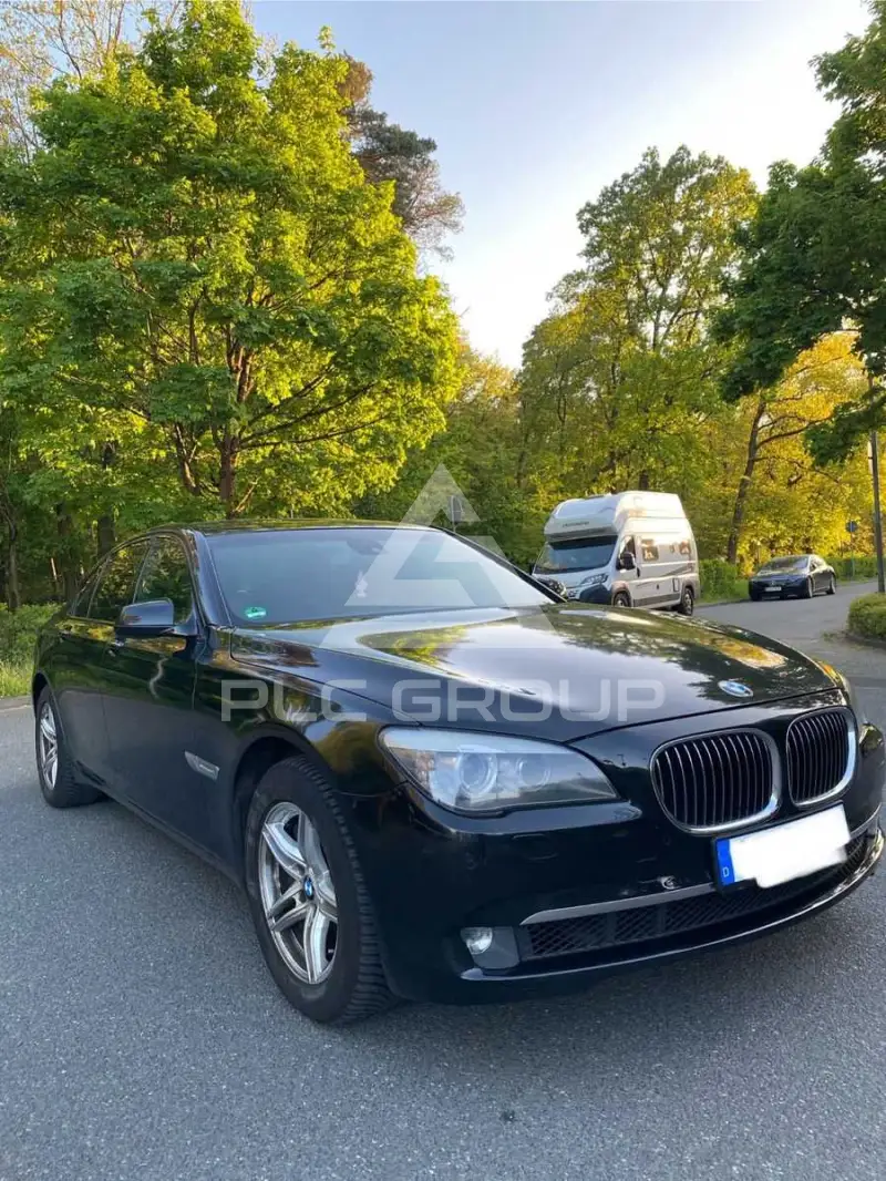 2010 BMW 730