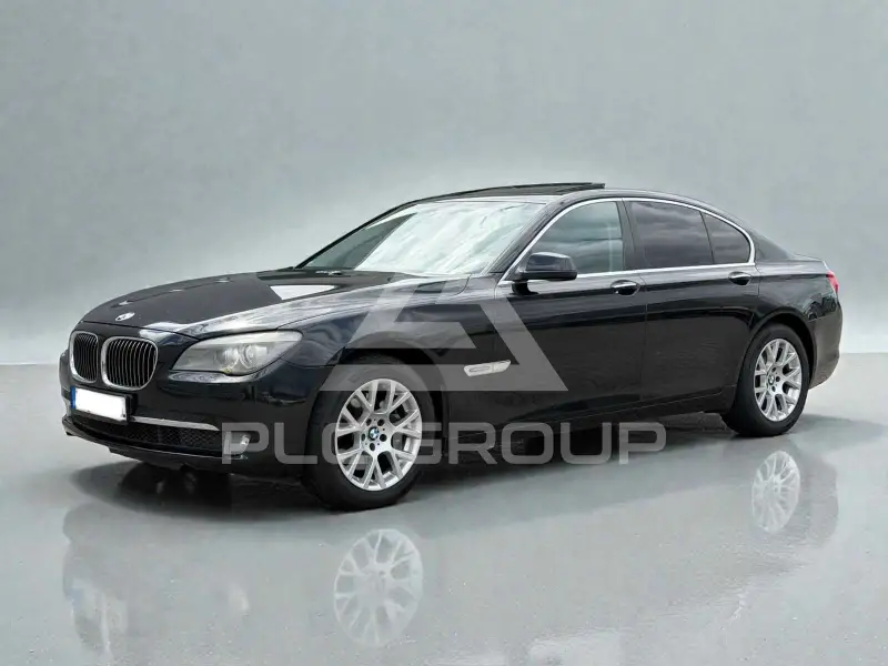 2010 BMW 730