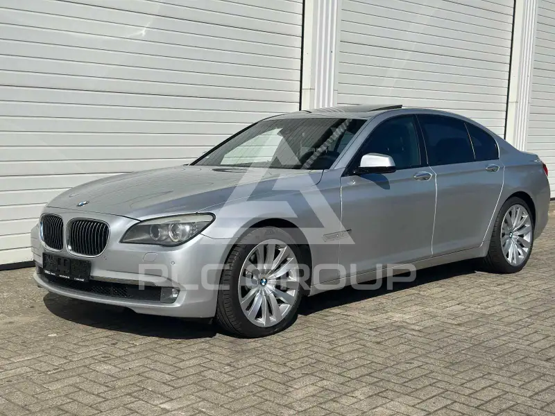 2010 BMW 730