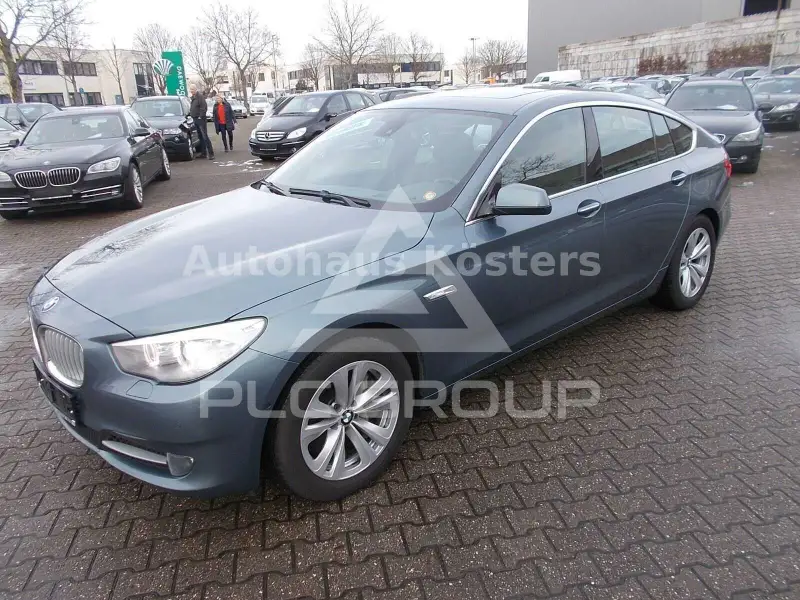 2010 BMW 520