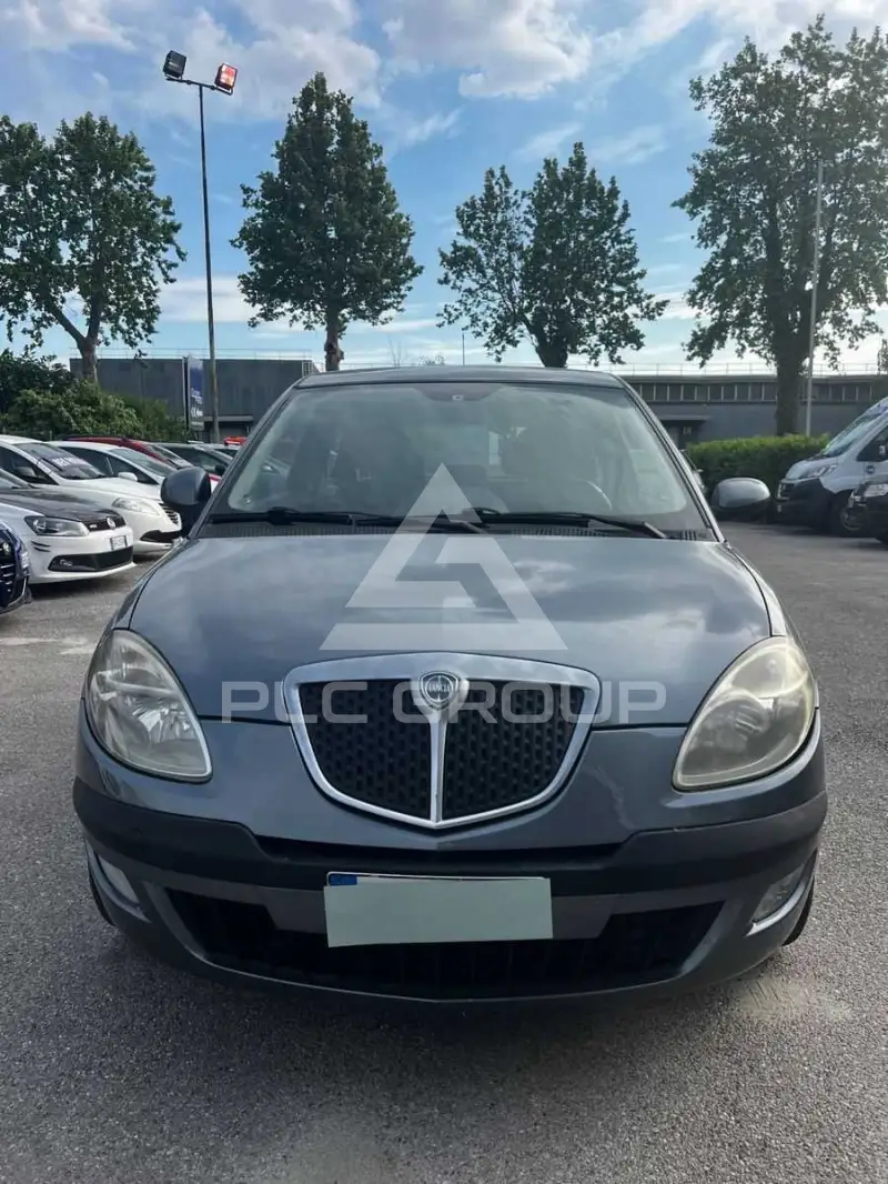 2010 Lancia YPSILON