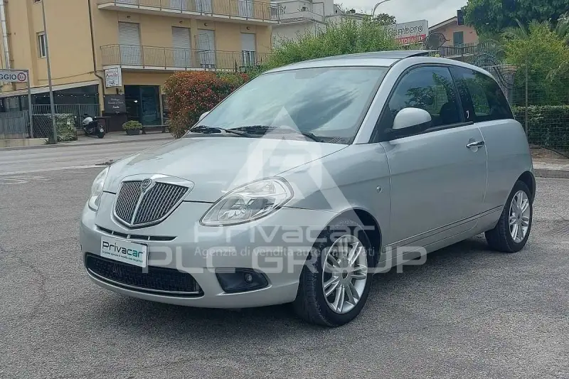 2010 Lancia YPSILON