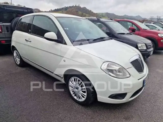 2010 Lancia YPSILON