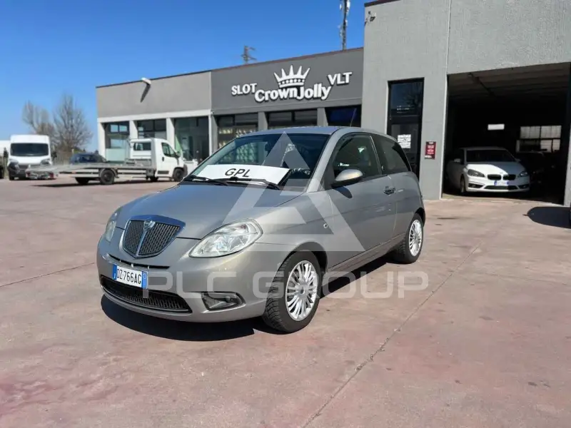 2010 Lancia YPSILON