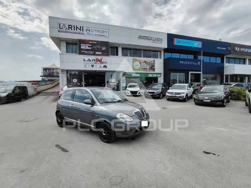 2010 Lancia YPSILON