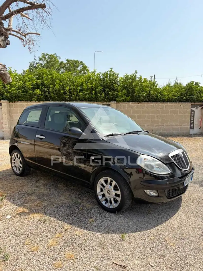 2010 Lancia YPSILON