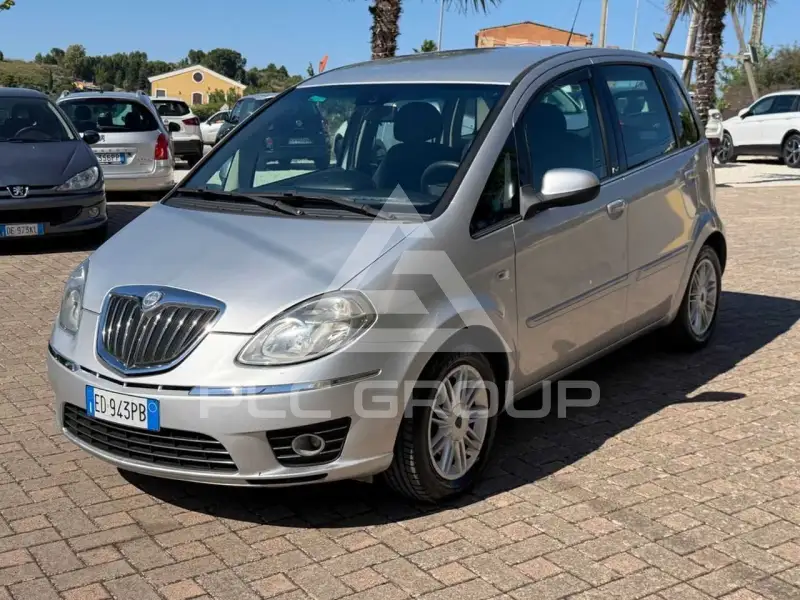 2010 Lancia Musa