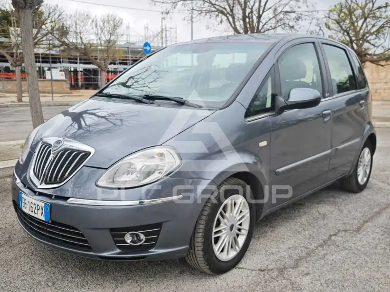2010 Lancia Musa