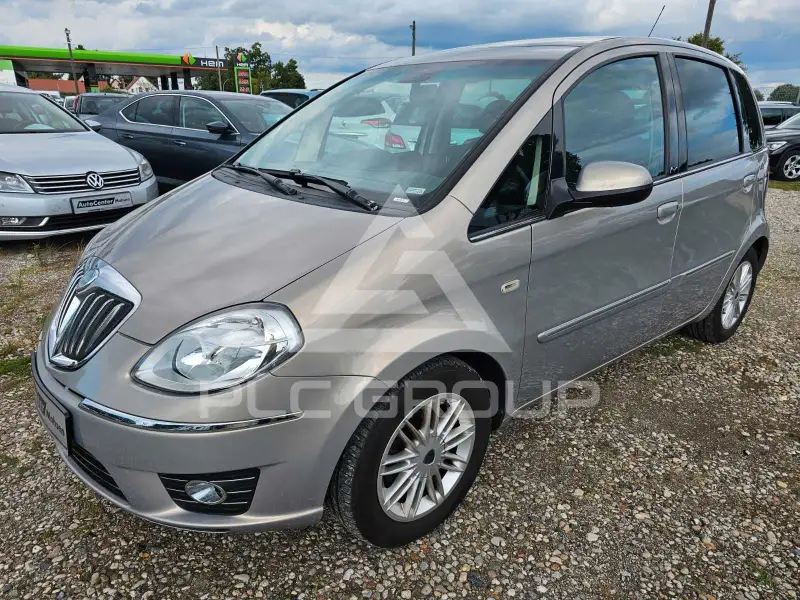 2010 Lancia Musa
