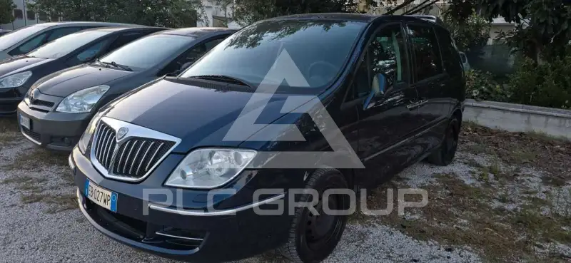 2010 Lancia Phedra
