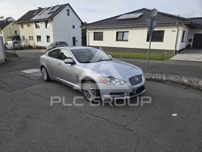 2010 Jaguar XF