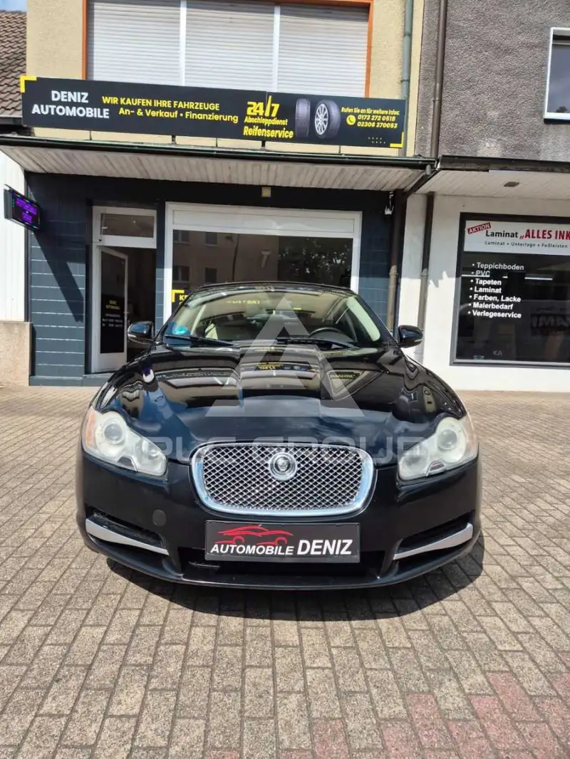 2010 Jaguar XF
