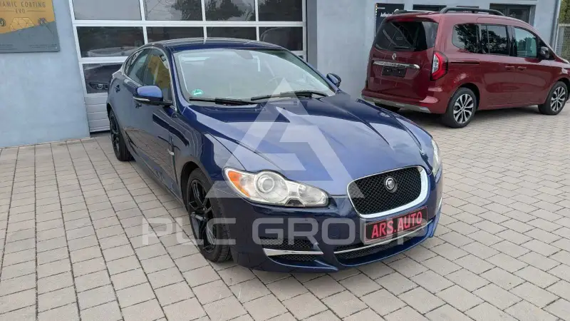 2010 Jaguar XF