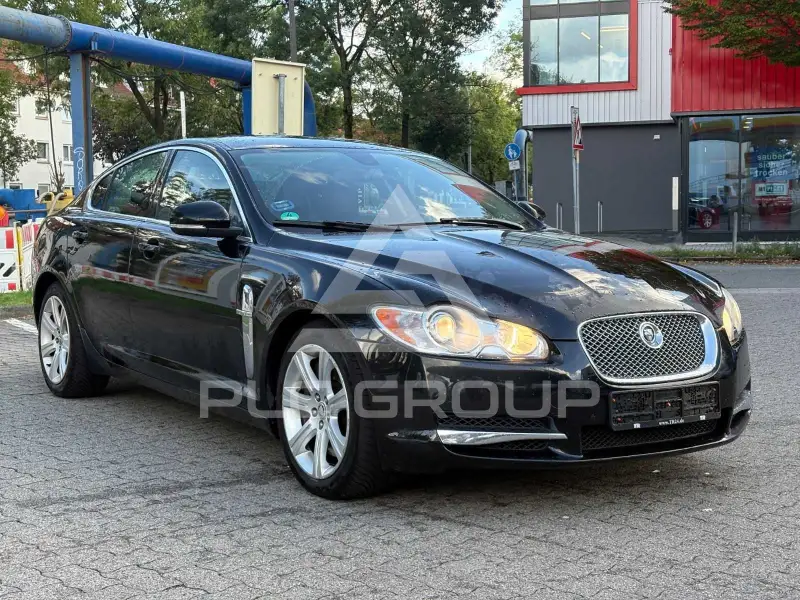 2010 Jaguar XF