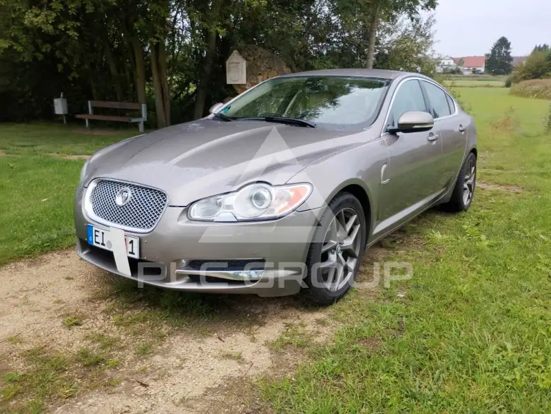 2010 Jaguar XF