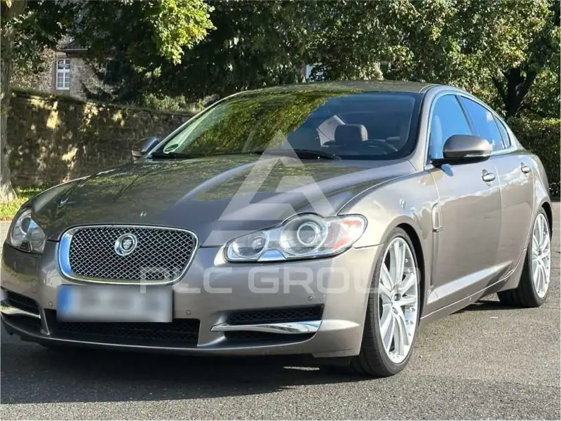 2010 Jaguar XF