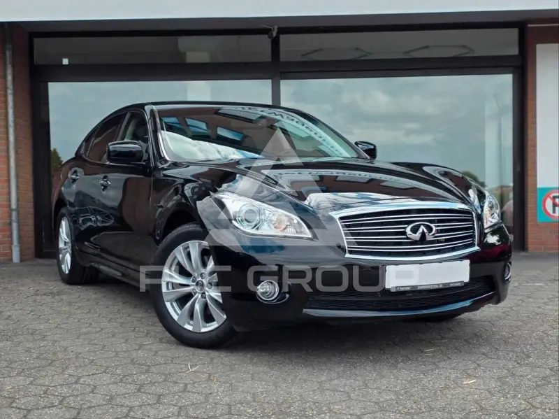 2010 Infinity M37