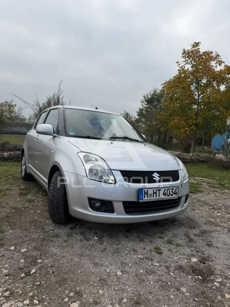 2010 Suzuki SWIFT