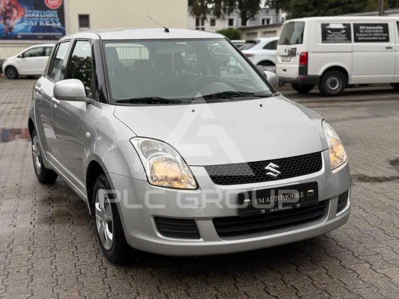 2010 Suzuki SWIFT