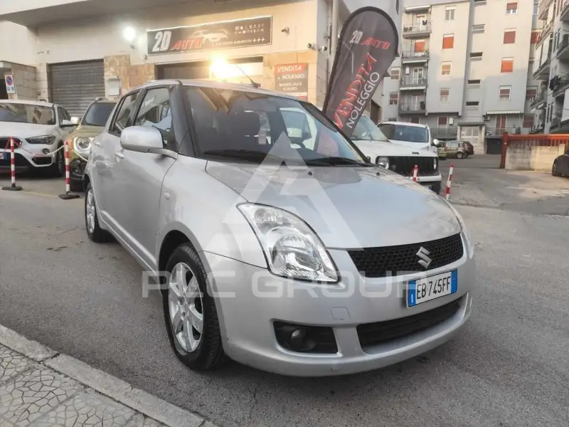 2010 Suzuki SWIFT