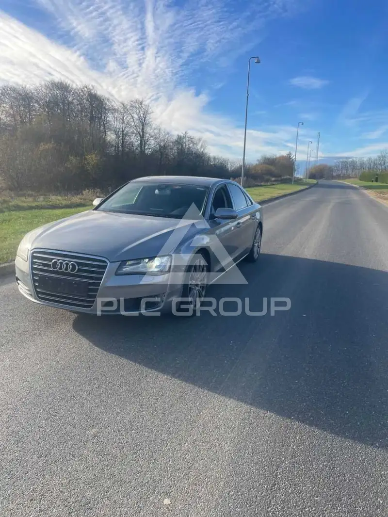 2010 Audi A8