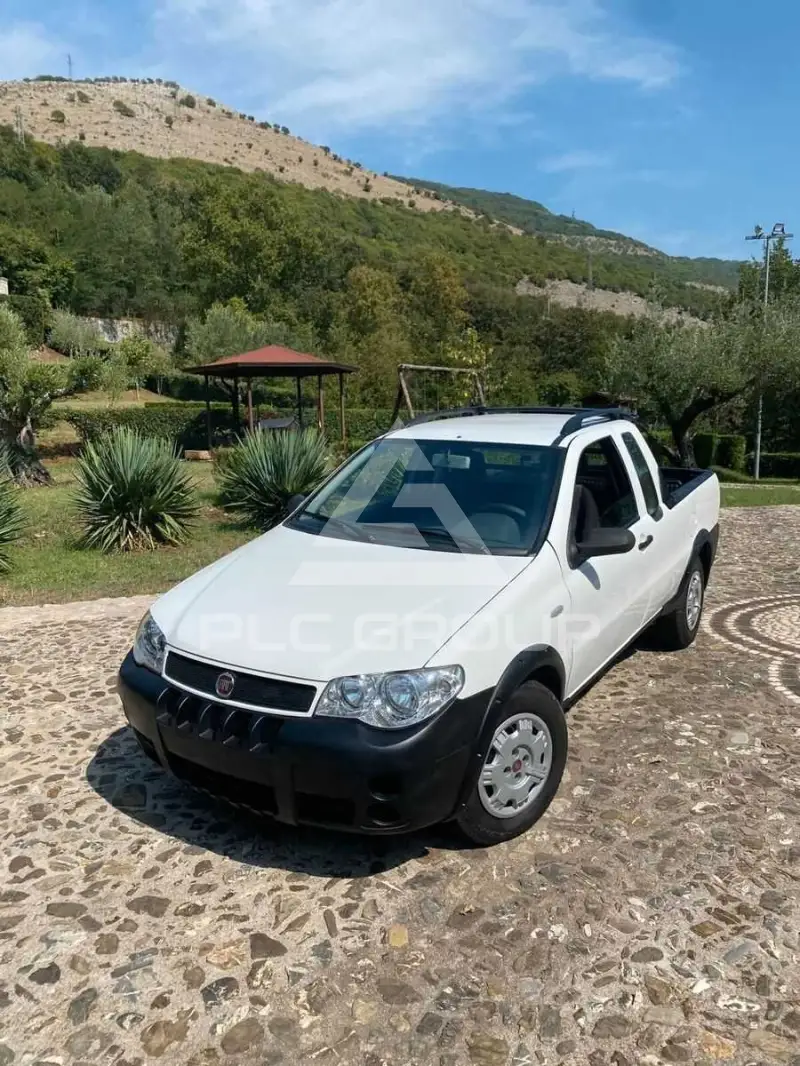 2010 Fiat Strada