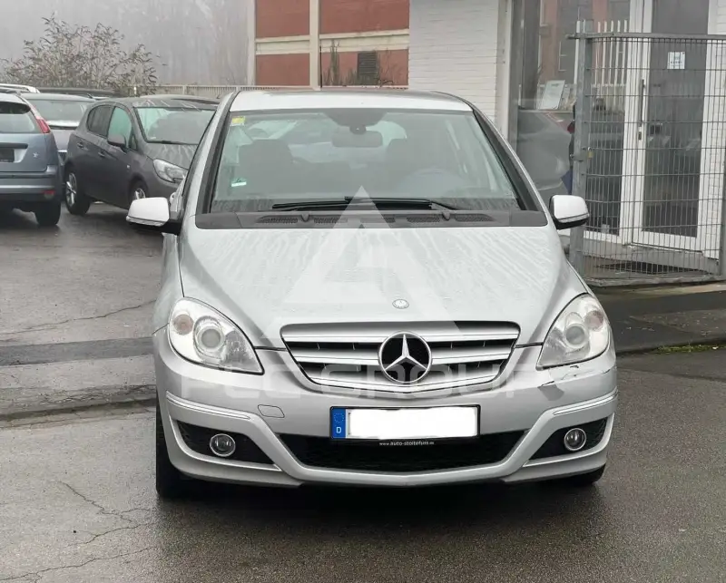2010 Mercedes Benz B 200