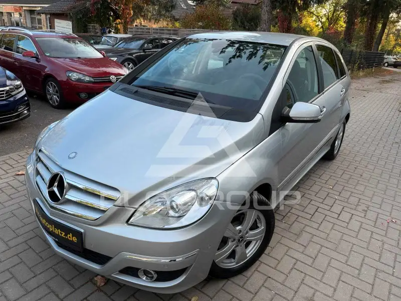 2010 Mercedes Benz B 200